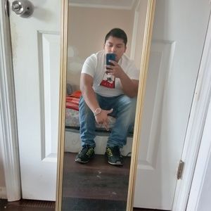 Meet your Posher, Marcos